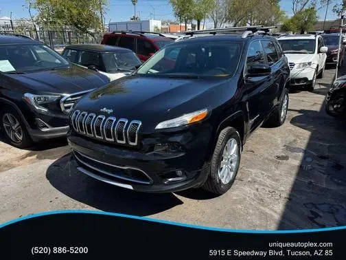 2017 Jeep Cherokee Overland 4WD photo