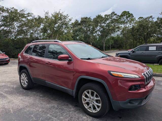 2017 Jeep Cherokee Latitude 4WD photo