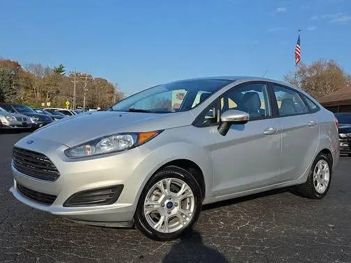 2016 Ford Fiesta SE FWD photo