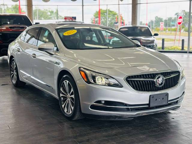 2017 Buick LaCrosse Essence FWD photo