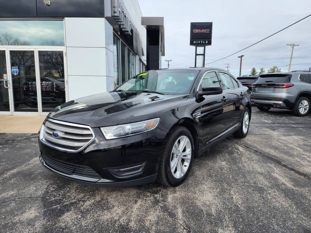 2016 Ford Taurus SEL FWD photo