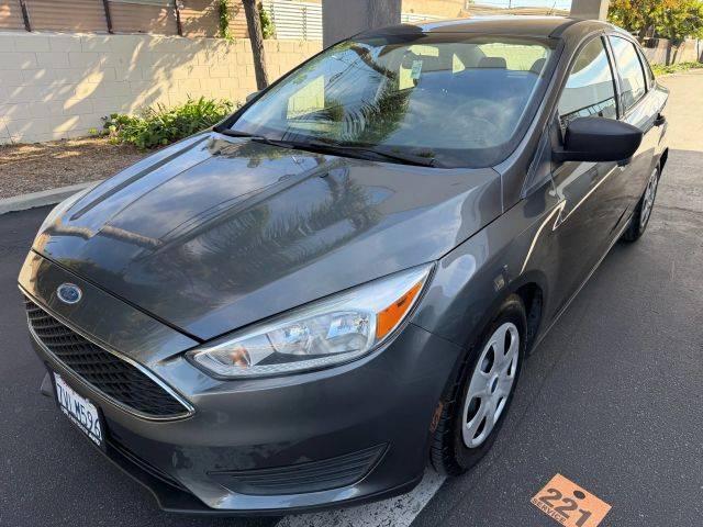2016 Ford Focus S FWD photo