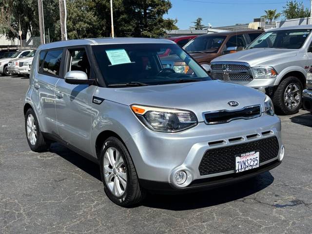 2016 Kia Soul ! FWD photo