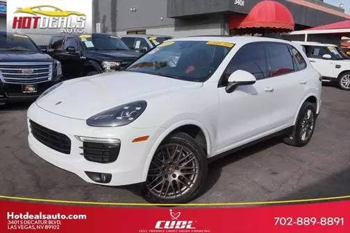 2017 Porsche Cayenne Platinum Edition AWD photo