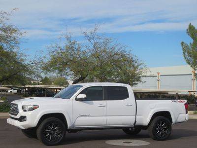 2017 Toyota Tacoma TRD Sport 4WD photo