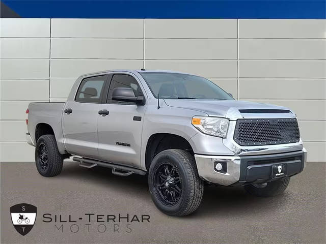 2016 Toyota Tundra SR5 4WD photo