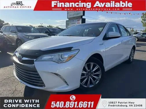 2017 Toyota Camry Hybrid XLE FWD photo