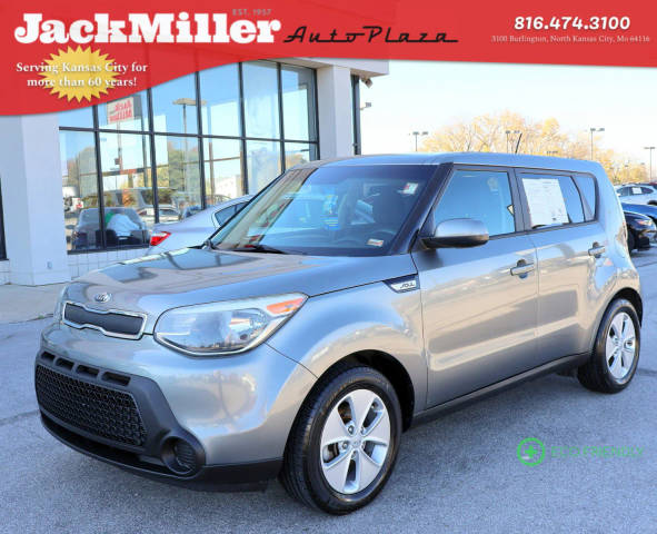 2016 Kia Soul Base FWD photo