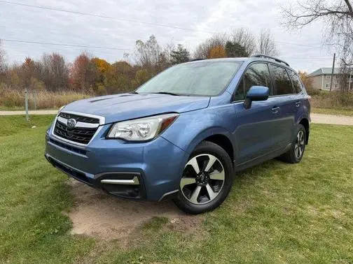 2017 Subaru Forester Premium AWD photo