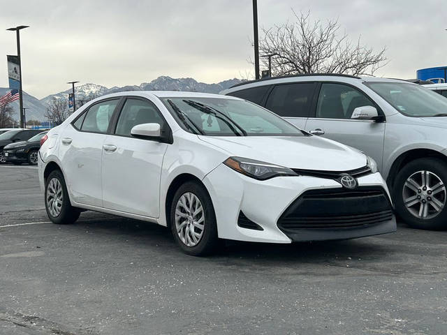 2017 Toyota Corolla LE FWD photo