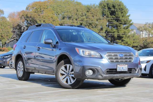 2017 Subaru Outback Premium AWD photo