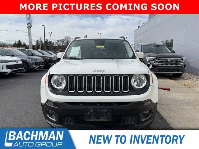 2016 Jeep Renegade Latitude 4WD photo