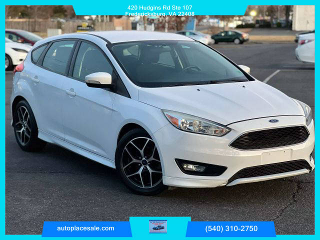 2016 Ford Focus SE FWD photo