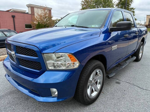 2017 Ram 1500 Express 4WD photo