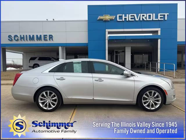 2015 Cadillac XTS Luxury FWD photo