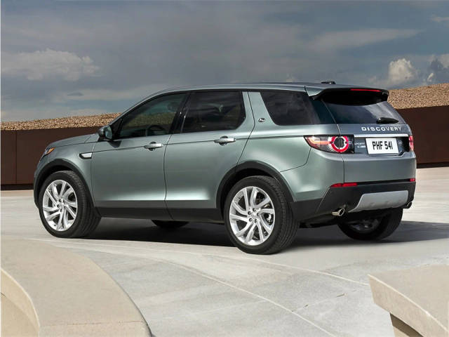 2016 Land Rover Discovery Sport HSE AWD photo