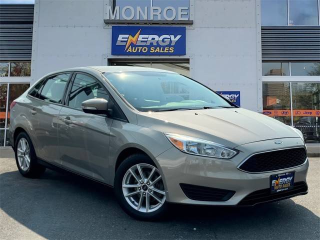 2015 Ford Focus SE FWD photo