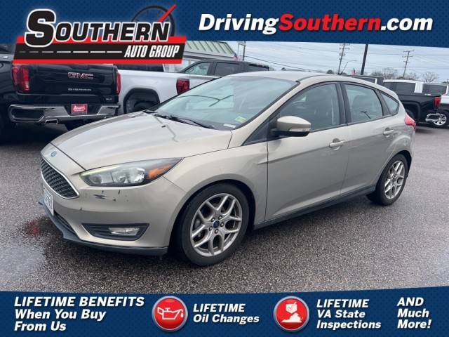 2015 Ford Focus SE FWD photo