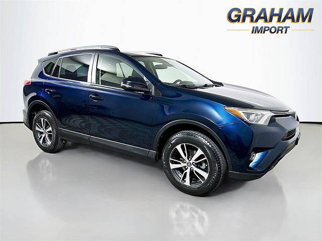2017 Toyota RAV4 XLE AWD photo