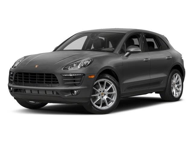 2017 Porsche Macan  AWD photo