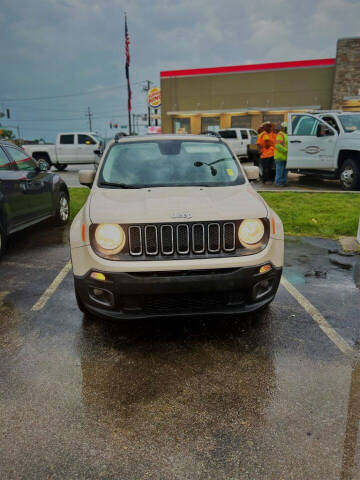 2016 Jeep Renegade Latitude FWD photo