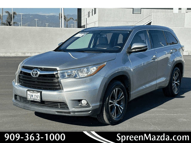 2016 Toyota Highlander XLE FWD photo