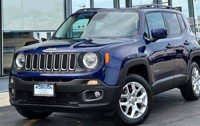 2016 Jeep Renegade Latitude 4WD photo