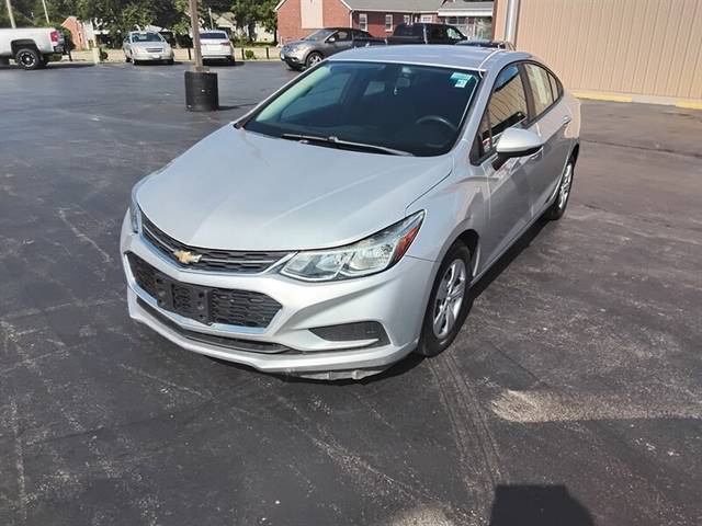 2017 Chevrolet Cruze LS FWD photo