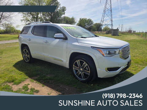 2017 GMC Acadia Denali AWD photo