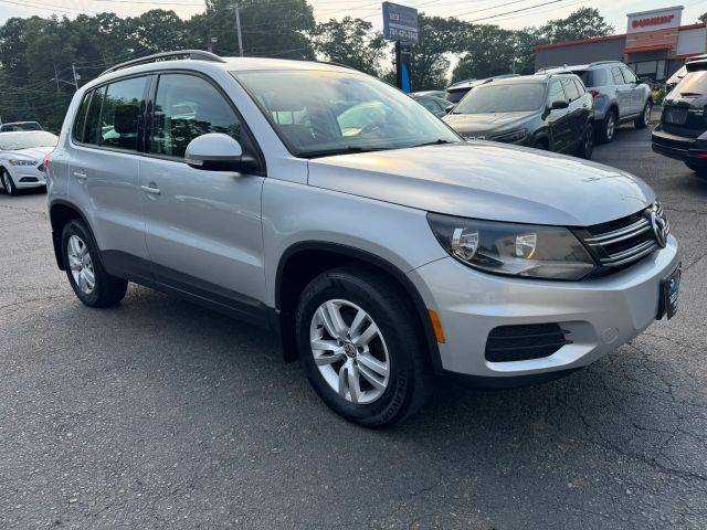 2017 Volkswagen Tiguan S AWD photo