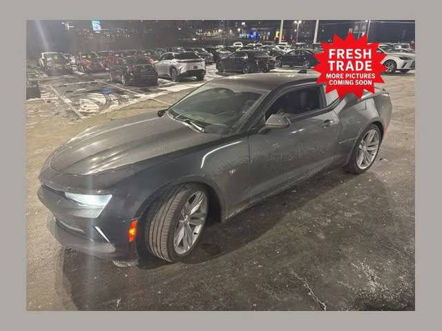 2017 Chevrolet Camaro 2LT RWD photo