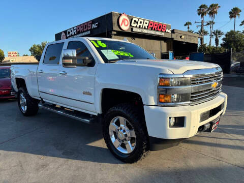 2016 Chevrolet Silverado 2500HD High Country 4WD photo