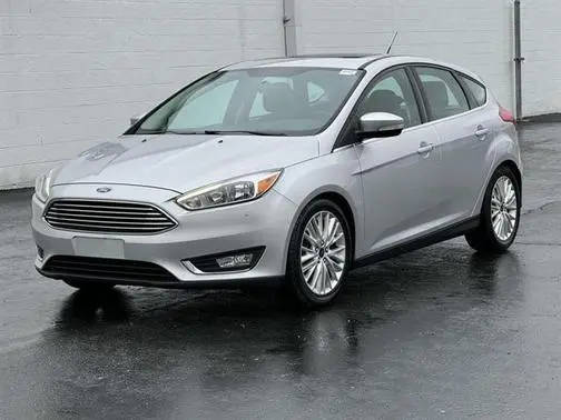 2016 Ford Focus Titanium FWD photo