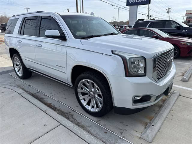 2017 GMC Yukon Denali 4WD photo