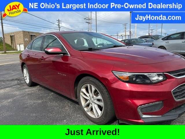 2017 Chevrolet Malibu LT FWD photo