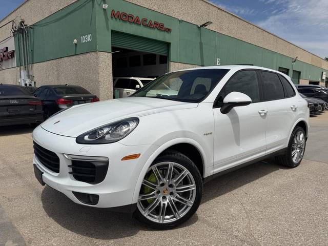2017 Porsche Cayenne S E-Hybrid Platinum Edition AWD photo