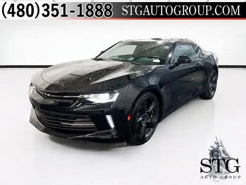 2017 Chevrolet Camaro 1LT RWD photo