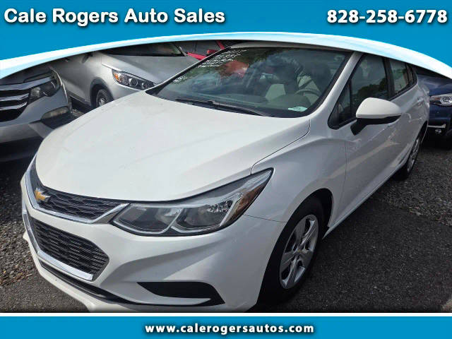 2017 Chevrolet Cruze LS FWD photo