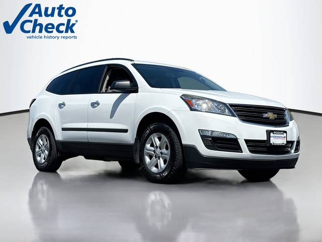 2017 Chevrolet Traverse LS FWD photo
