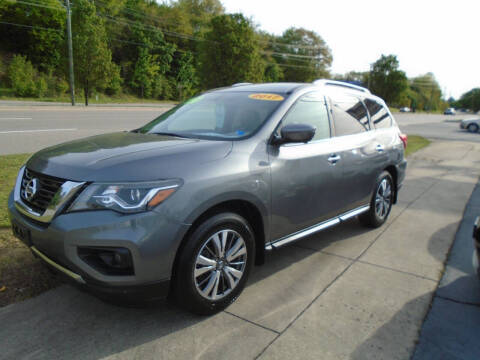 2017 Nissan Pathfinder SL 4WD photo