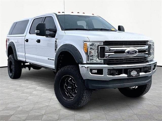 2017 Ford F-250 Super Duty XLT 4WD photo