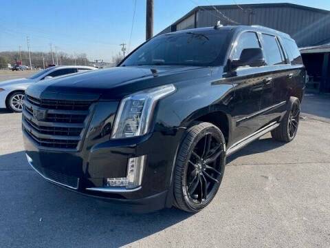 2017 Cadillac Escalade Platinum 4WD photo