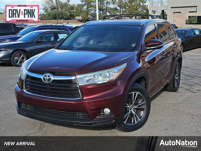 2016 Toyota Highlander XLE FWD photo