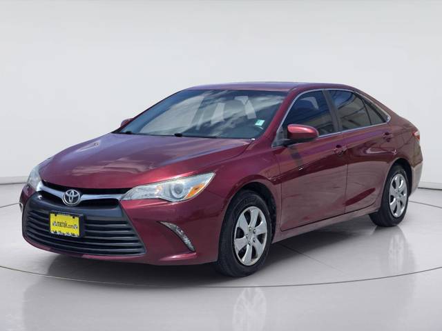 2017 Toyota Camry LE FWD photo