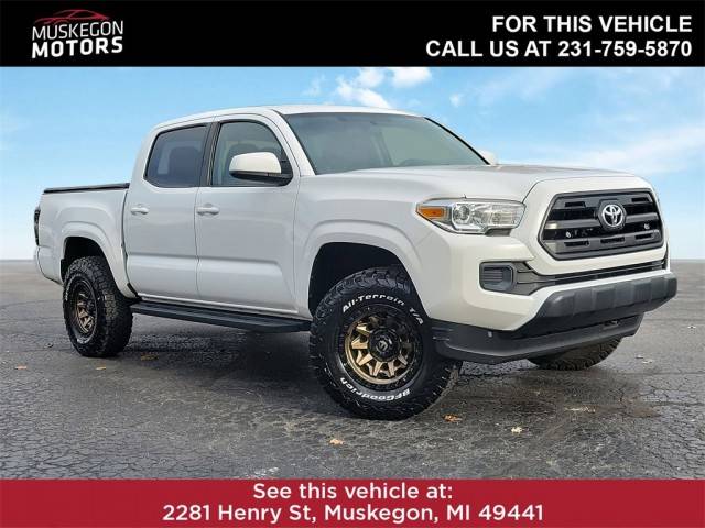 2017 Toyota Tacoma SR 4WD photo