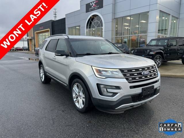 2017 Ford Explorer XLT 4WD photo