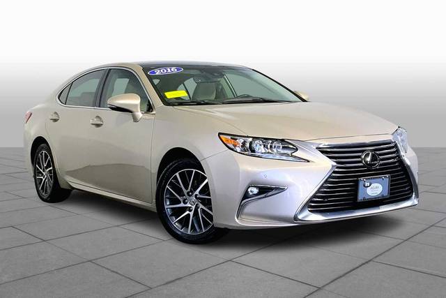 2016 Lexus ES  FWD photo