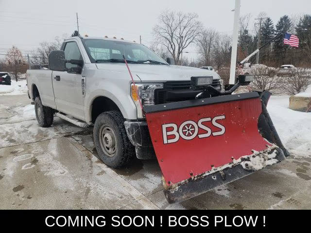 2017 Ford F-250 Super Duty XL 4WD photo