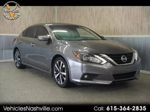 2017 Nissan Altima 2.5 SR FWD photo