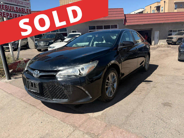 2017 Toyota Camry SE FWD photo